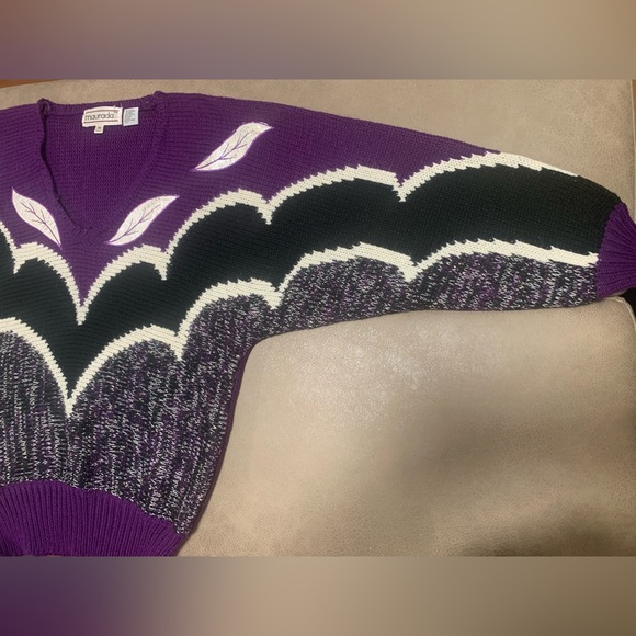 Vintage Maurada Women Purple Angora Wool Blend Knit Geo Leaf Sweater Size Medium - Picture 4 of 8